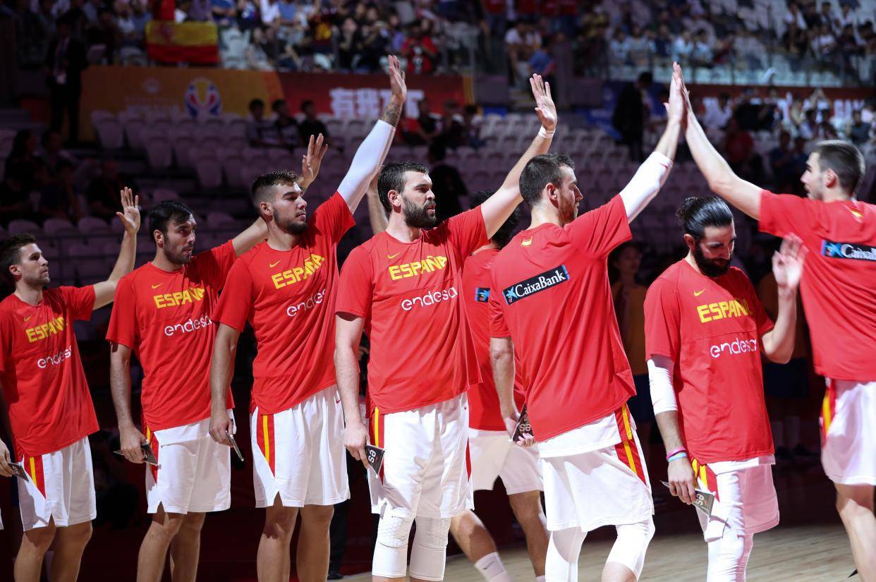 波兰队翻盘日本队，奥恰洛夫惊艳四座