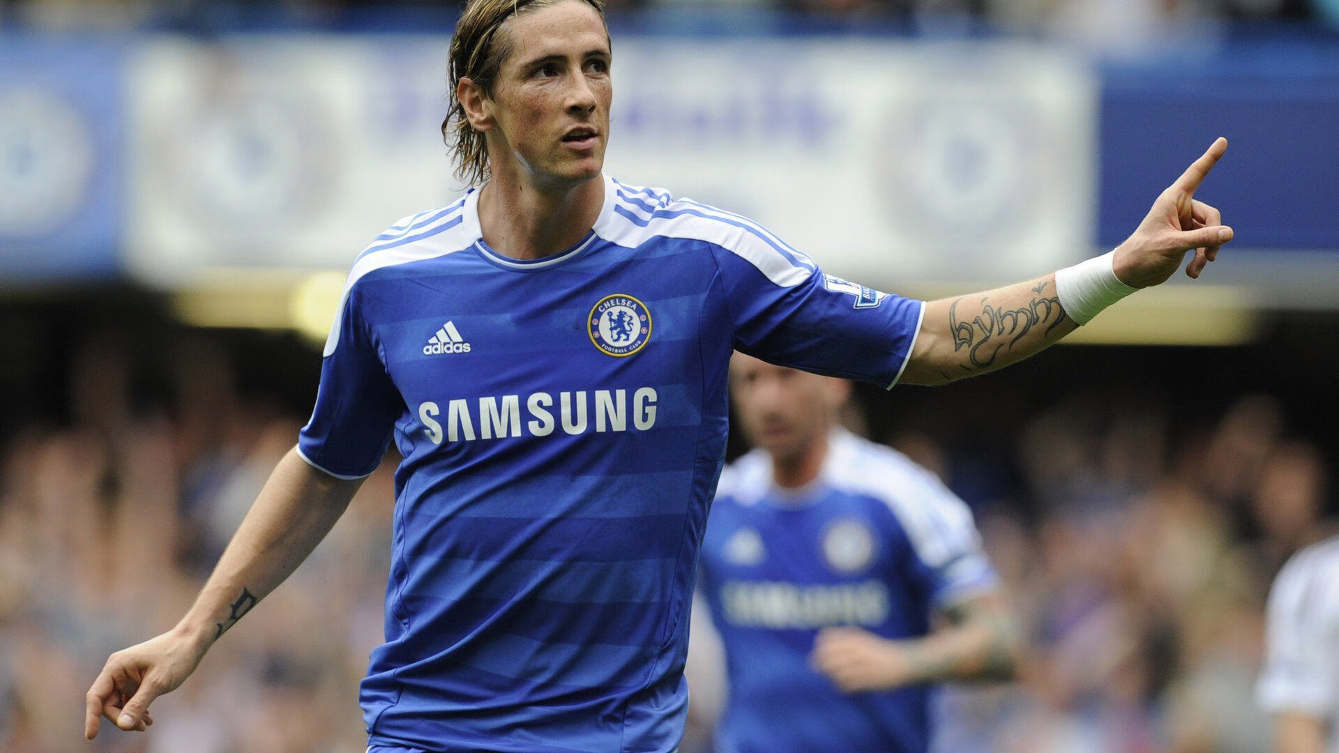 绿茵场上的剑影,法国队力克英格兰队,林高远惊艳四座